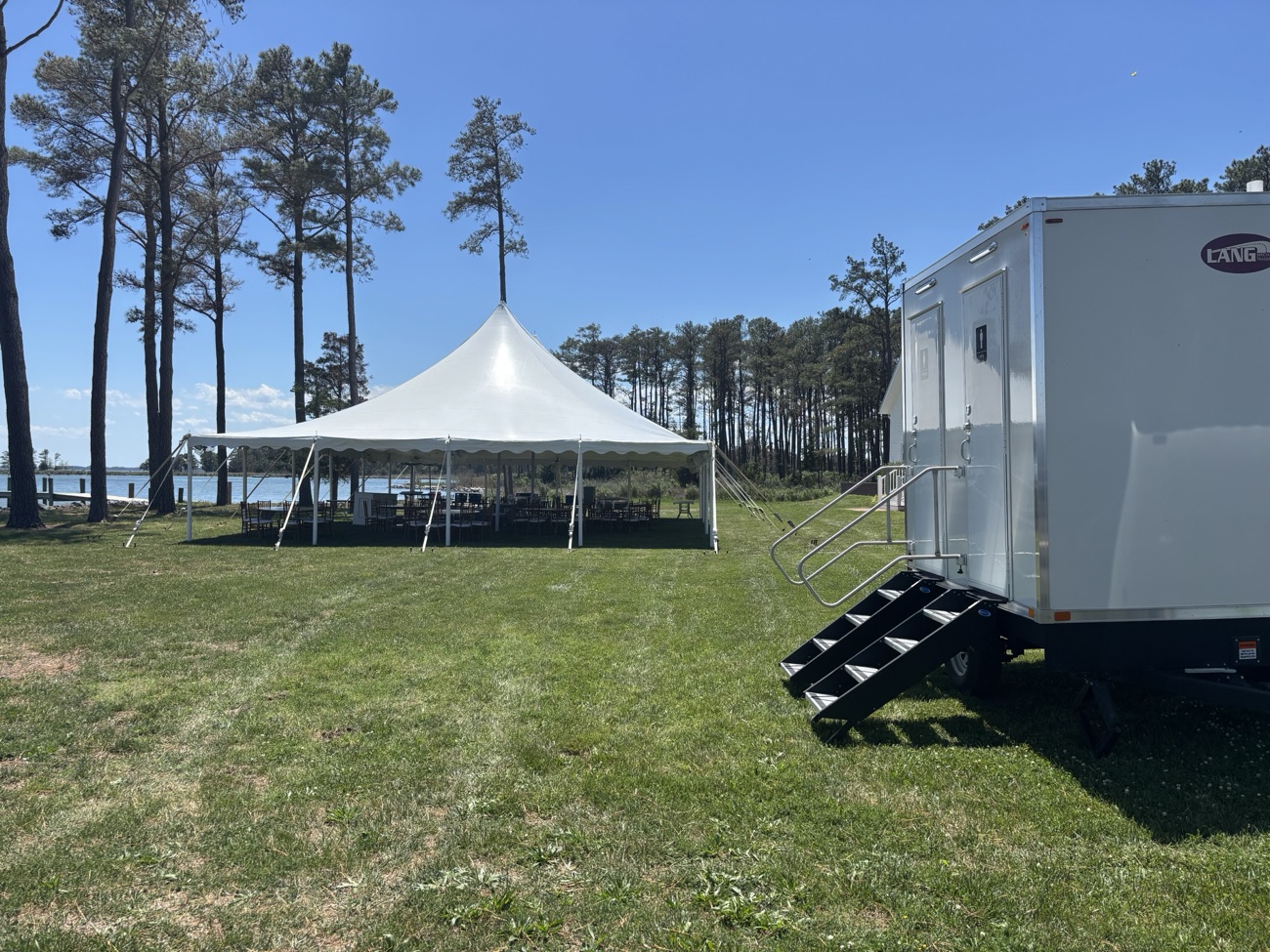 2 Stall Lang Trailer view 1
