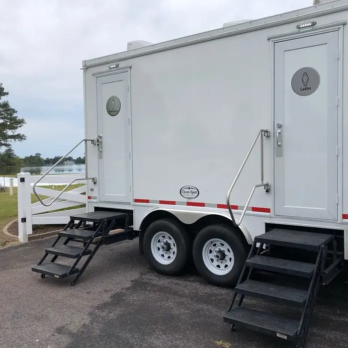 5 Station Trailer view 2